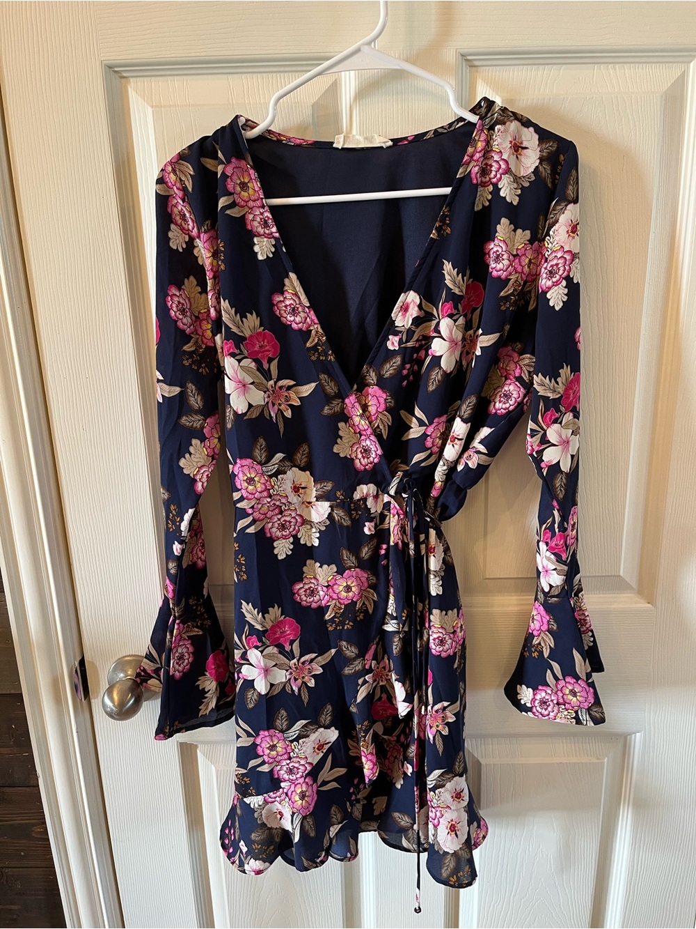 Peach Love Cal Navy Floral Wrap Dress with Beige, Pink, & White Blooms, Small